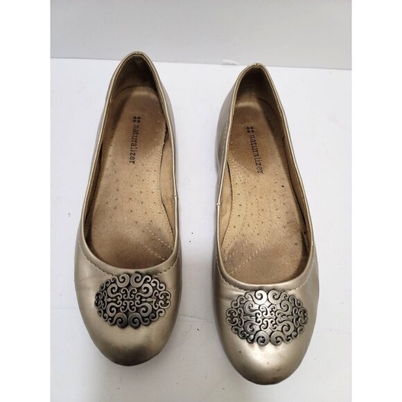 Naturalizer Gold Metallic Flats With Ornamental Toe Design - Womens Size 6 M - Picture 1 of 10